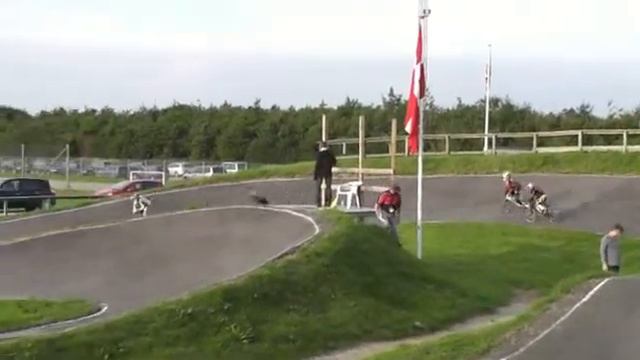 Taulov BMX Moto 2 Sydjysk Mesterskab 2011 afdeling 2 Haderslev смотреть онлайн