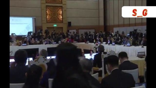 Уважение и одиночество.mp4 смотреть онлайн