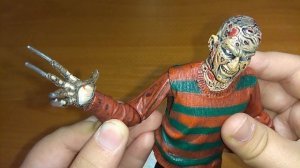 Фредди Крюгер: Обзор на кошмарную фигурку