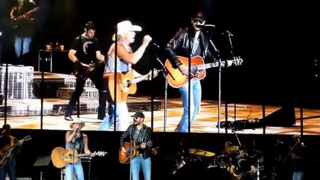 Kenny Chesney & Eric Church Denver CO смотреть онлайн