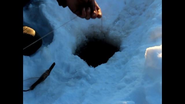 ЩУКИ и НАЛИМЫ на самоловки/таскаем ЩУК/рыбалка в КАРЕЛИИ на ТАЁЖНЫХ ОЗЕРАХ/Три дня на Буранах смотреть онлайн