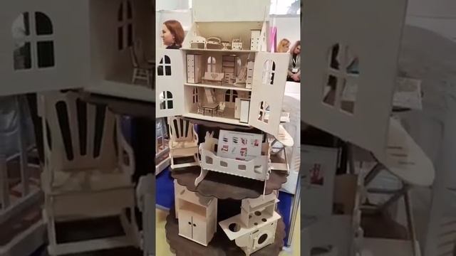 Компания Вудлайнс на Выставке Мир детства 2017 в Экспоцентре. г. Москва смотреть онлайн