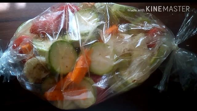 Кабачковая икра в рукаве. Быстро,вкусно!Экономное меню) смотреть онлайн