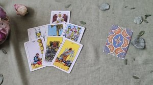 Что он за человек? Характеристика загаданного мужчины. Таро расклад.