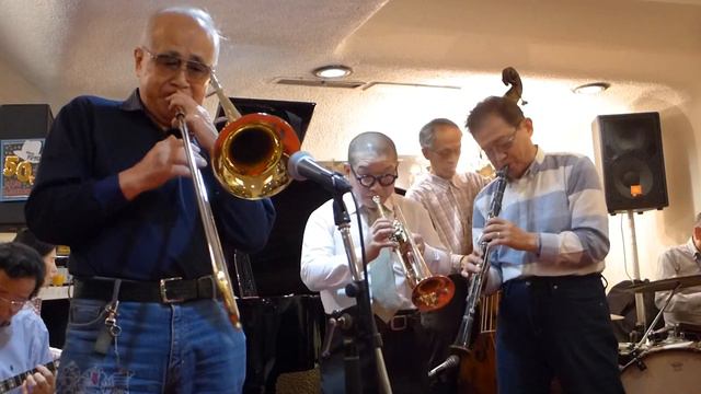Muskrat Ramble - New Orleans Rascals смотреть онлайн