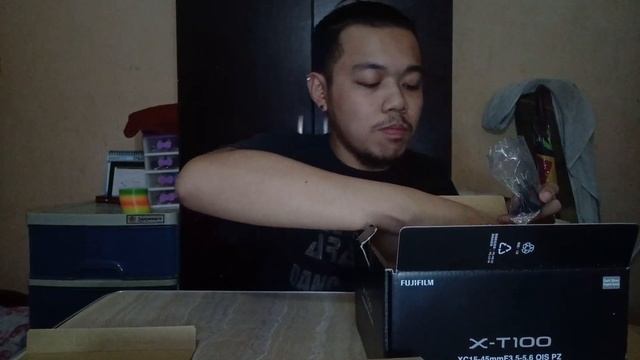 FUJIFILM X-T100 Unboxing + Video Samples | UMA Vlog 008 смотреть онлайн