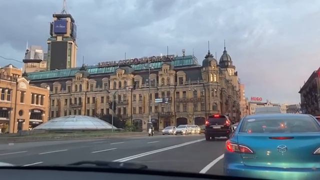 Киев сегодня катаемся по центру, сейчас! Подписывайтесь на канал! смотреть онлайн