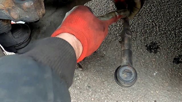 Замена рулевого наконечника, без схождения и съёмника на примере ФОРД транзит. #trw #fordtransit