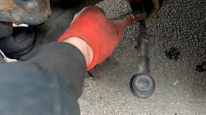 Замена рулевого наконечника, без схождения и съёмника на примере ФОРД транзит. #trw #fordtransit