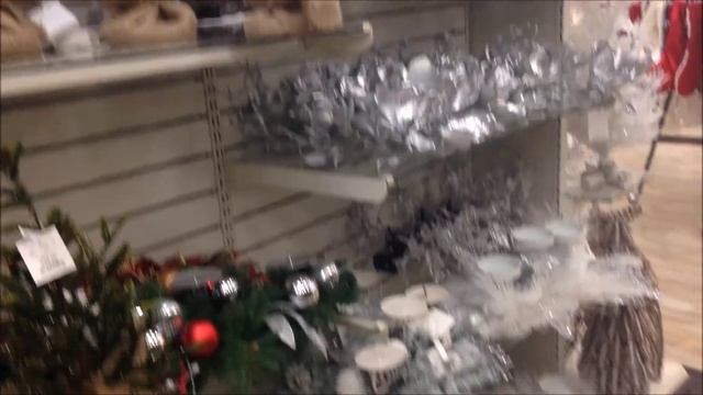 НОВОГОДНИЙ ДЕКОР У МАМЫ В МАГАЗИНЕ смотреть онлайн