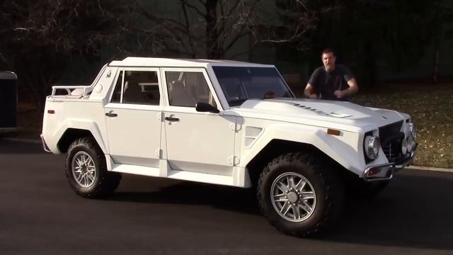 Вот почему Lamborghini LM002 стоит $400 000 смотреть онлайн