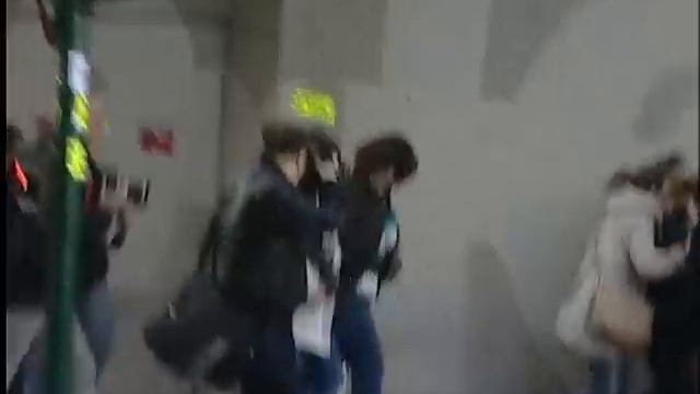 Incidentes en el Corte Inglés de Iruñea (11:00 am) смотреть онлайн