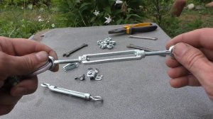 Как натянуть трос между столбами забора из сетки рабицы