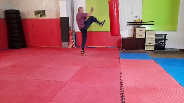 Тренировка в школе Боевых искусств (Одесса) смотреть онлайн