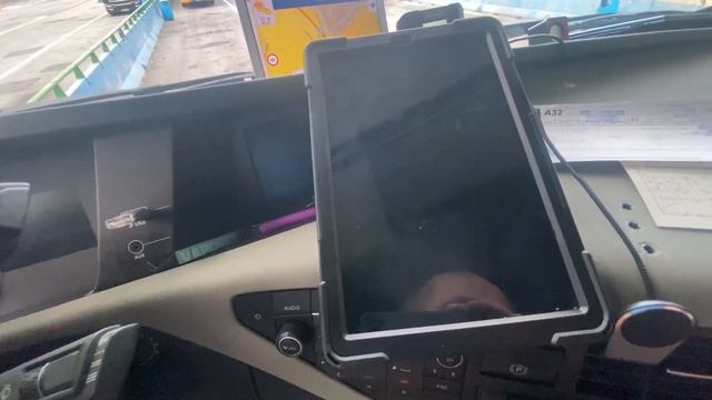 Какие языки нужно знать при Дальнобое по Европе | Негабарит по Италии | Звоню Итальянцам | смотреть онлайн