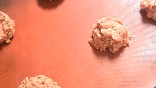 Make These Quick & Delicious 3 Ingredient Cranberry Cookies ? Lactose & Gluten Free! смотреть онлайн
