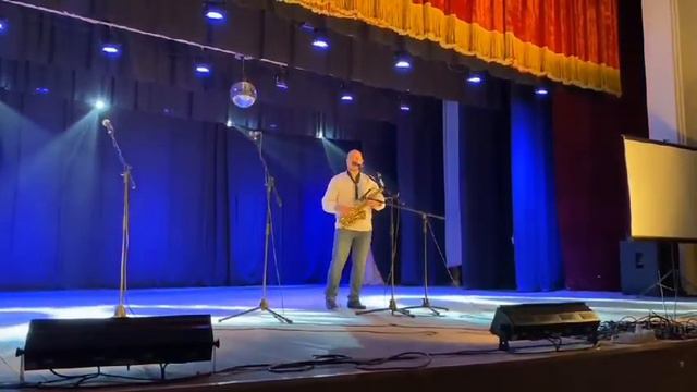 "Ой у лузі червона калина похилилася".Дмитро Сидоренко. смотреть онлайн