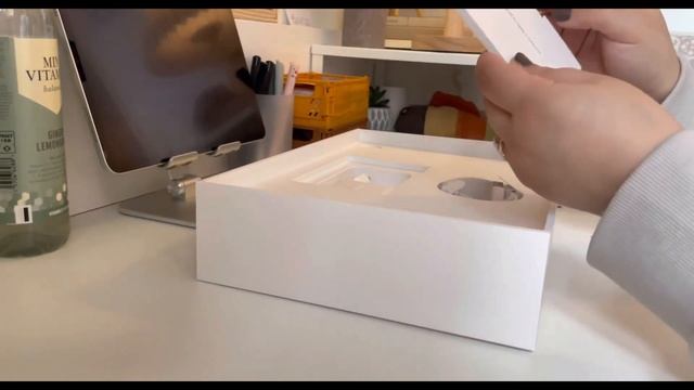 MacBook Air m1 chip 2020 unboxing (space gray), Incase hardshell case, from an Apple store in Paris смотреть онлайн