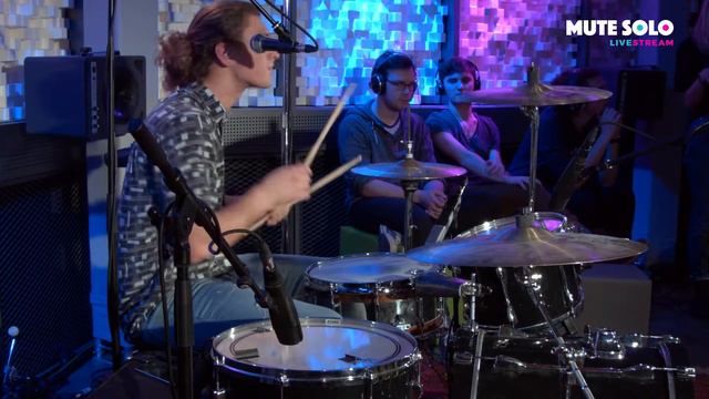 MUTE SOLO | Kicker Dibs | Zwischen der Zeit смотреть онлайн