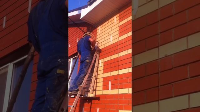 Заливка ППУ в меж стеновое пространство. смотреть онлайн