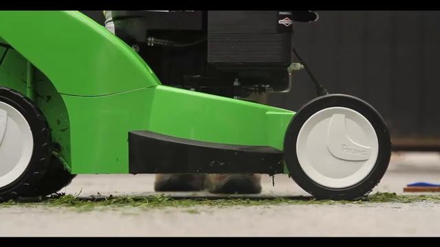 Очистка бензиновой газонокосилки Viking после работы. смотреть онлайн