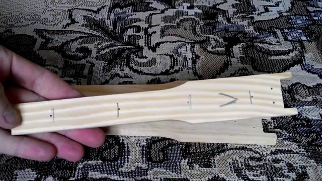 Способ натяжки проволоки на рамку пчелиную (метод с степлером) смотреть онлайн