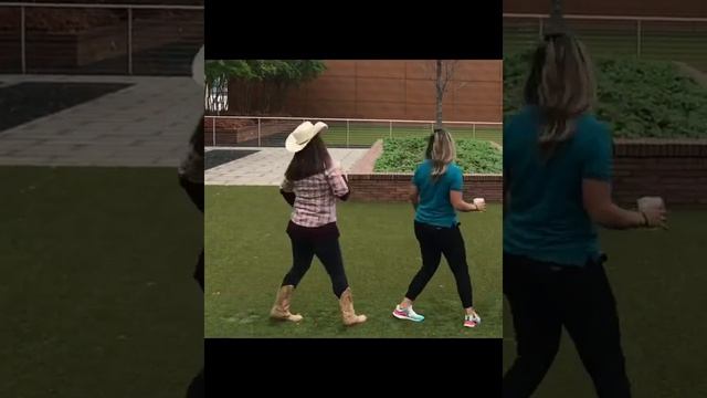 Git Up Challenge (Blanco Brown) смотреть онлайн