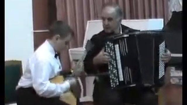Д. Жердев (13 лет) - уральская плясовая.avi смотреть онлайн