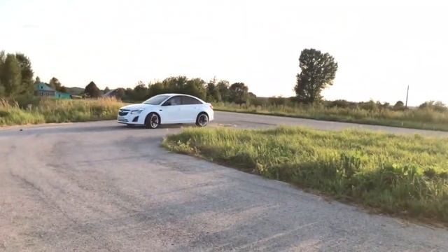 Chevrolet Cruze R19 CV3 смотреть онлайн