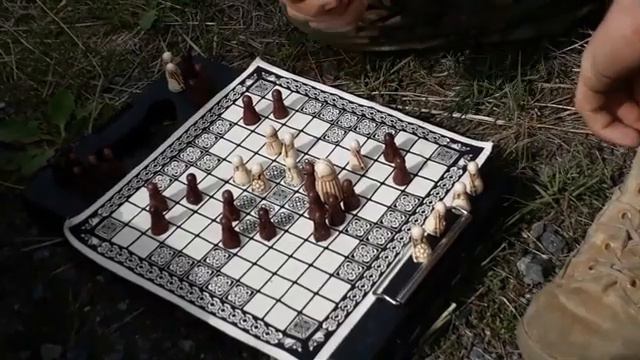 HNEFATAFL~Viking game of Strategy смотреть онлайн