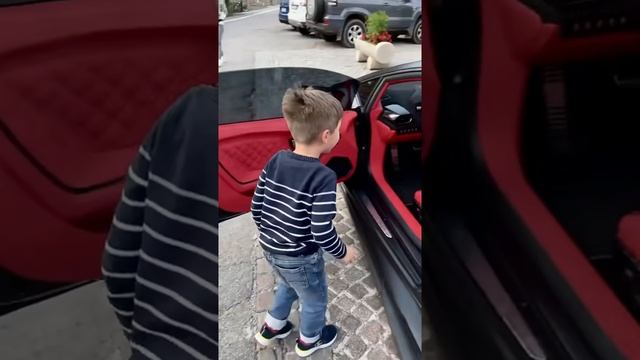 Детские глаза описывают это счастье.mp4 смотреть онлайн