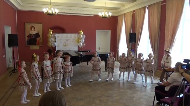 Ансамбль Нотки. Зал Архиповой 08.03.2023 г. Москва смотреть онлайн