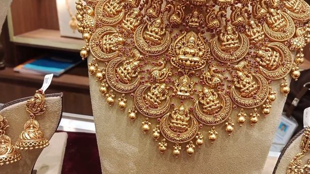 gold antique choker + gold antique jhumkas 🤩 sri kumaran thangamaligai, less wastage#goldjhumkas смотреть онлайн