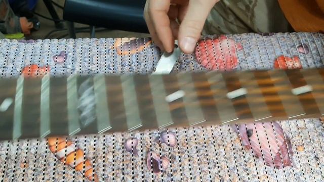 SGR by Schecter Solo-6. Шлифовка ладов, замена комплектующих, ремонт ремня. смотреть онлайн