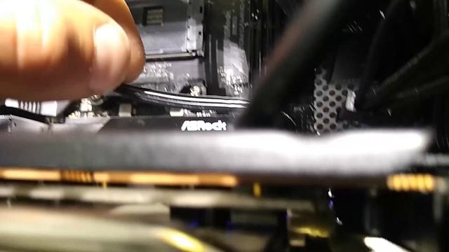 ASRock B550 ITX/ax first power-up and questions answered смотреть онлайн