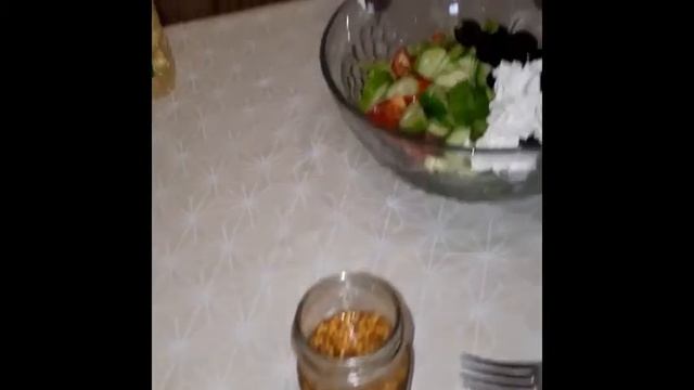 салатик греческий смотреть онлайн