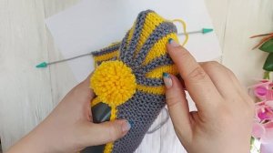 Домашние тапочки-следки на двух спицах. СЛЕДКИ ЗА 2 ЧАСА.