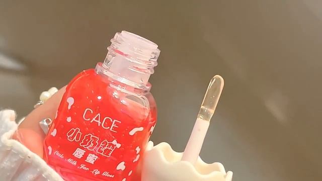 блеск для губ смотреть онлайн