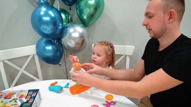 Плей до парикмахер Супер прически! . Играем вместе с папой. Play doh игрушки. смотреть онлайн