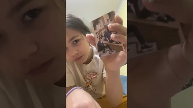 очень жесткий обзор на шикарные карты Stray Kids смотреть онлайн