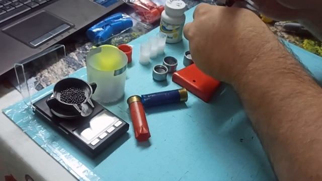 УПС-7 Снаряжаем патроны!!Видео инструкция по ПРАВИЛЬНОМУ снаряжению патронов 12 калибра. смотреть онлайн