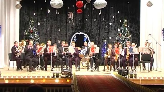 Святковий марш смотреть онлайн