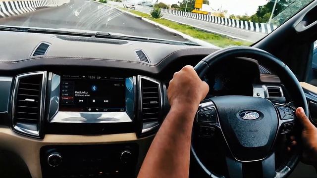 Ford Endeavour Vs. Renault Captur | compare | Car Chase | comparison | Fun Video смотреть онлайн