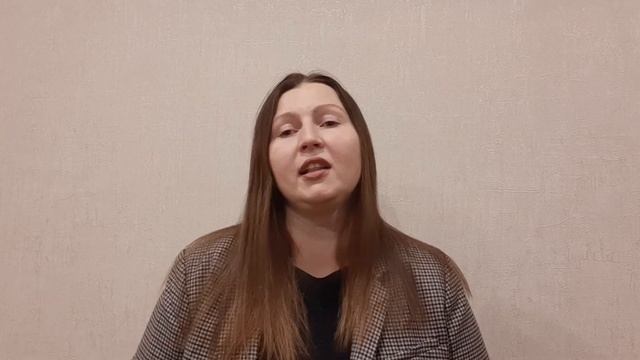 Таня читает стих М.Цветаевой "Вчера еще в глаза глядел..." смотреть онлайн