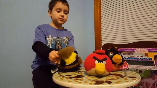 TNG S1E1 - Angry Birds Plush Toys смотреть онлайн