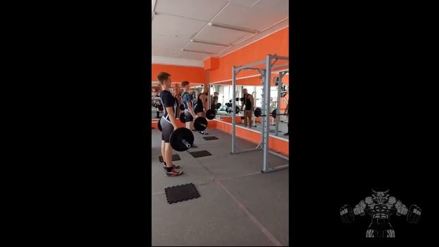 Матерь драконов готовит новых чемпионов! смотреть онлайн