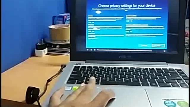 UNBOXING ASUS A456U, INTEL CORE i5 NVIDIA GEFORCE 930MX смотреть онлайн