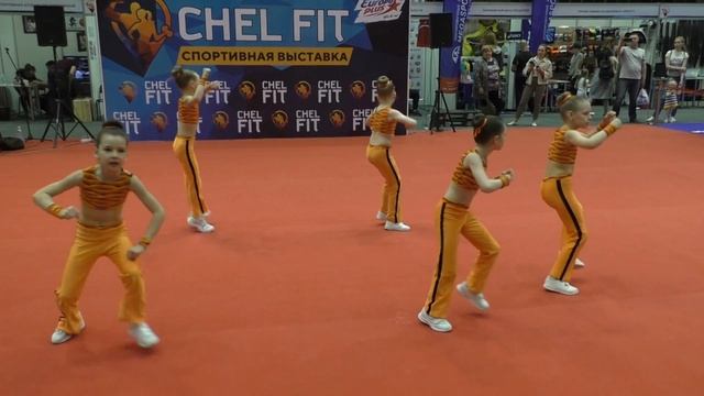 Спортивная выставка CHEL FIT. Команда "Гармония". 24.05.18 смотреть онлайн