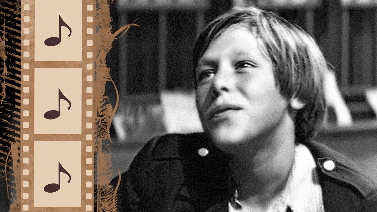 МИША ЕФРЕМОВ МОЕГО ДЕТСТВА. МУЗЫКАЛЬНАЯ ЗАРИСОВКА О ПЕРВОЙ ЛЮБВИ @kino.meloman смотреть онлайн