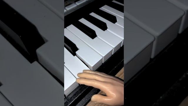 Mr Tinyhands presents "Making a song" смотреть онлайн
